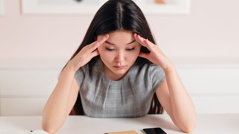 Burn-out et neurodivergence, signes d’un épuisement difficile à repérer