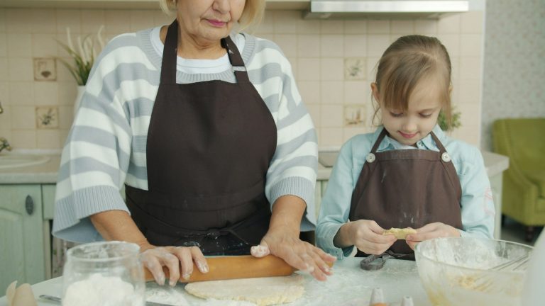 Famille multiculturelle : faut-il transmettre toutes les traditions aux enfants ?